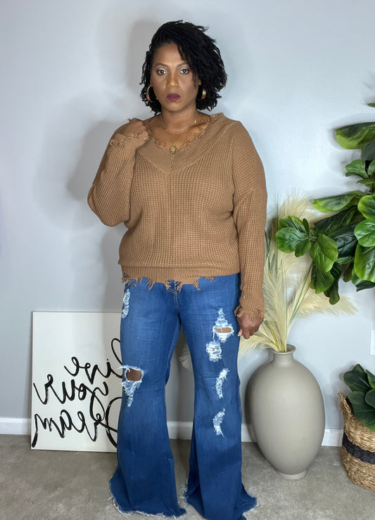 FRAYED OUT V-NECK SWEATER | MOCHA